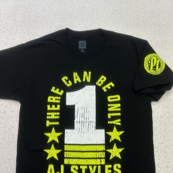 WWE Shirt Mens Medium M Black AJ Styles There Can Be Only 1 Wrestling - Picture 3 of 8